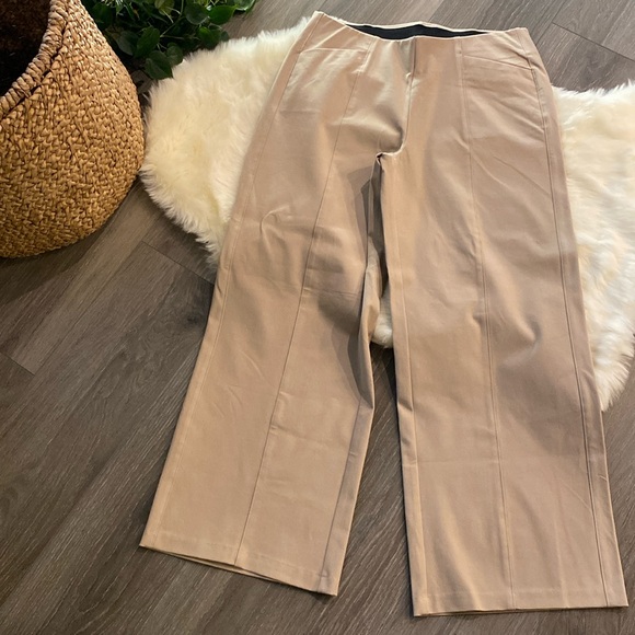 Old Navy Wide Leg Khaki Pants - Picture 1 of 3